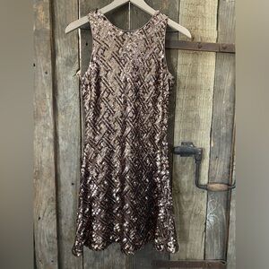 Dress The Population Sequined Diamond Gold/Bronze Dress Size L